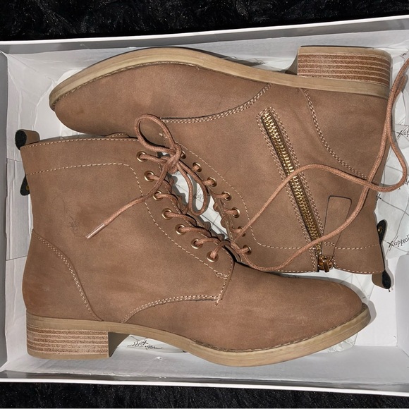 Brown Combat Boots - Picture 5 of 9